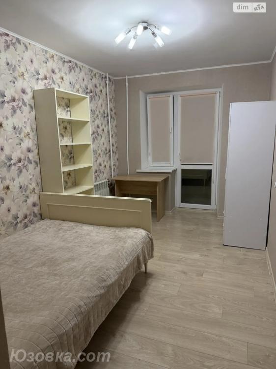 Комната  67 м², в 2-к кв., с мебелью, 3/5 эт., ДОНЕЦК