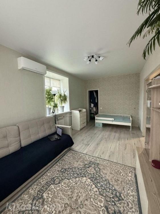 1-комн. квартира, 37м², с мебелью, 6/9 эт., ДОНЕЦК