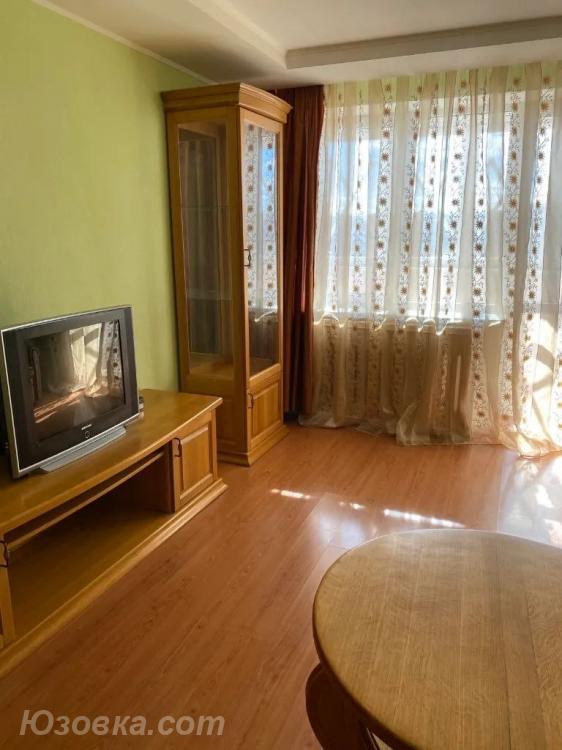 2-комн. квартира, 48м², с мебелью, 5/5 эт.
