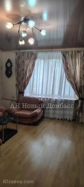 2-комн. квартира, 52 м², вторичка, 2/3 эт., ДОНЕЦК