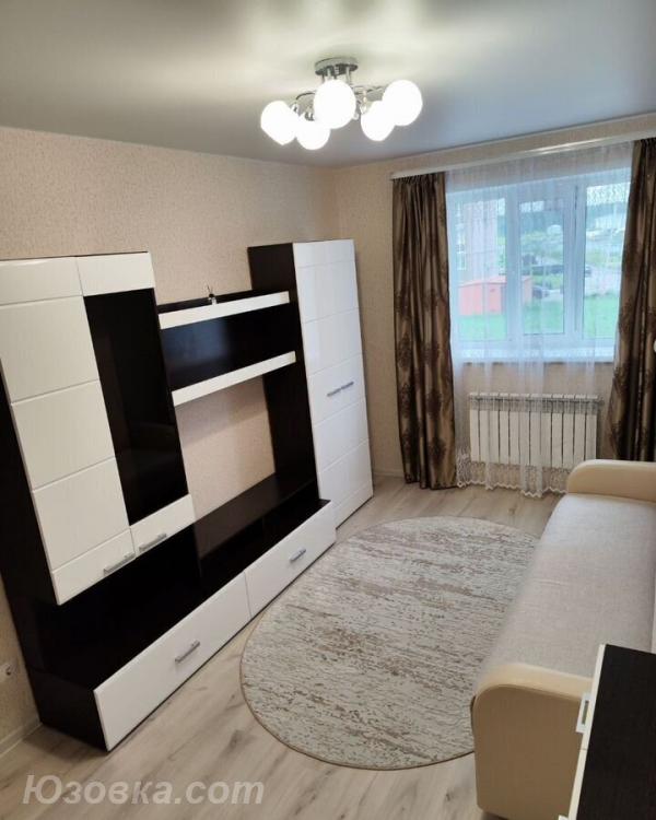 2-комн. квартира, 59м², с мебелью, 4/5 эт., ДОНЕЦК
