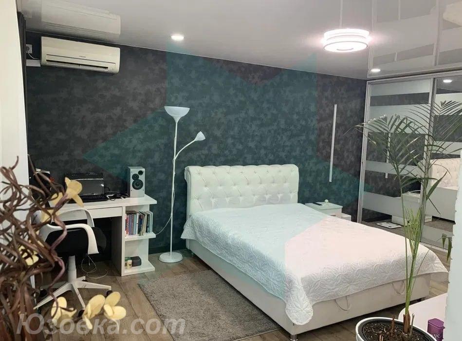 1-комн. квартира, 33м², с мебелью, 4/5 эт., ДОНЕЦК