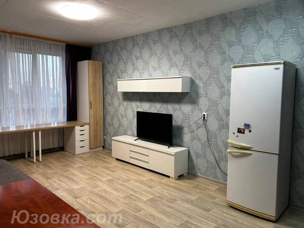 2-комн. квартира, 45м², с мебелью, 3/9 эт.