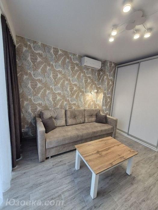 2-комн. квартира, 49м², с мебелью, 4/10 эт.