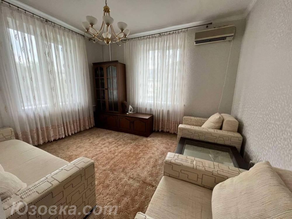 2-комн. квартира, 49м², с мебелью, 4/9 эт., ДОНЕЦК