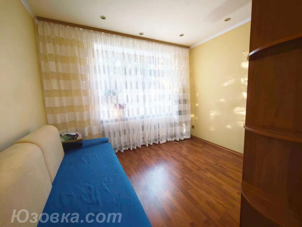 3-комн. квартира, 65 м², вторичка, 2/9 эт.