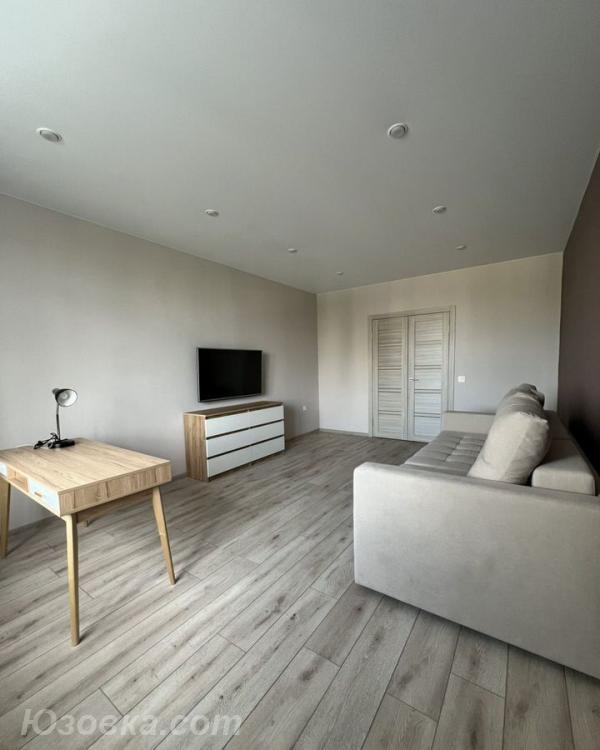 2-комн. квартира, 64м², с мебелью, 6/9 эт., ДОНЕЦК