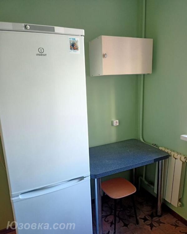 3-комн. квартира, 56м², с мебелью, 2/9 эт., ДОНЕЦК