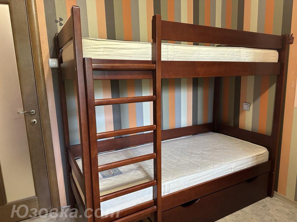 Продам кровать двухъярусную с матрасами в идеальном ..., ДОНЕЦК
