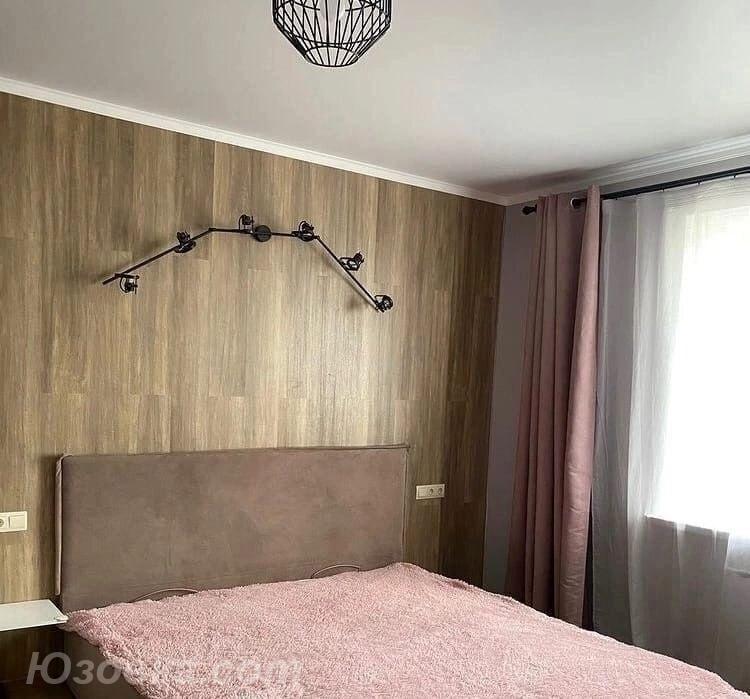 2-комн. квартира, 46м², с мебелью, 6/9 эт., ДОНЕЦК