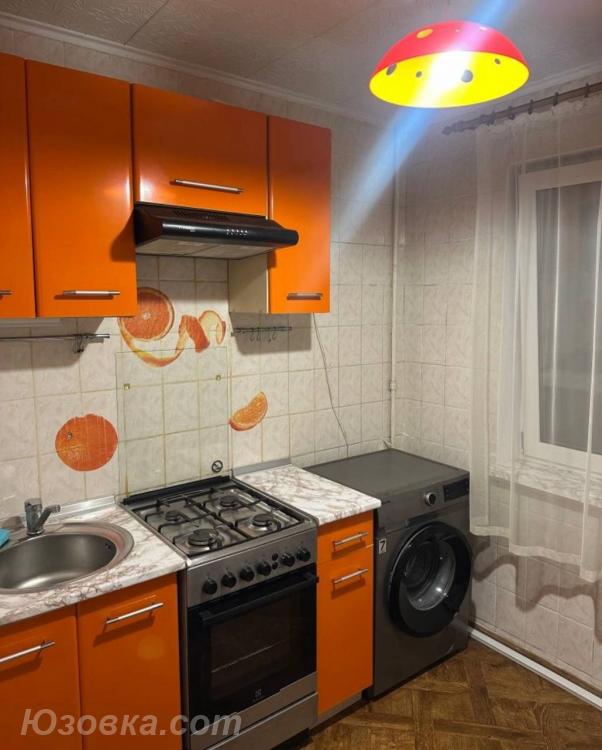 1-комн. квартира, 30м², с мебелью, 2/9 эт., ДОНЕЦК