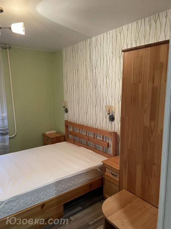 2-комн. квартира, 54м², с мебелью, 2/5 эт., ДОНЕЦК