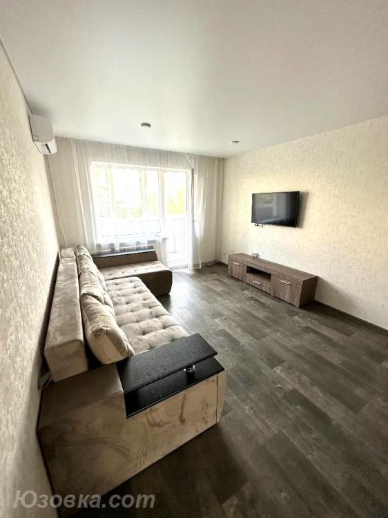 1-комн. квартира, 37м², с мебелью, 2/5 эт., ДОНЕЦК