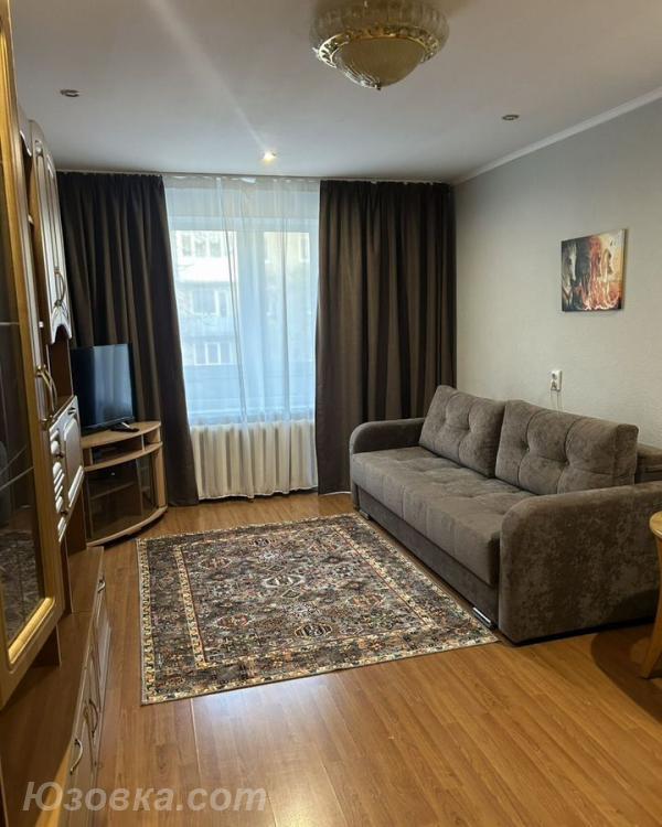 2-комн. квартира, 54м², с мебелью, 2/5 эт.