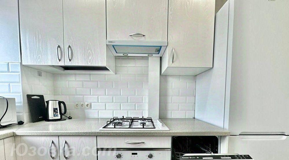 2-комн. квартира, 48м², с мебелью, 3/9 эт., ДОНЕЦК