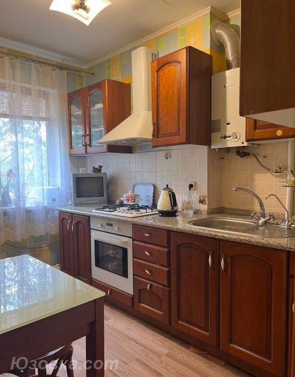 3-комн. квартира, 60 м², вторичка, 4/9 эт.