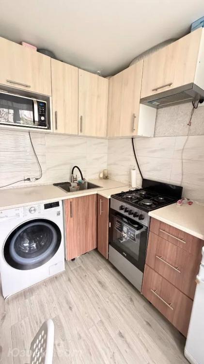 1-комн. квартира, 40м², с мебелью, 2/5 эт., ДОНЕЦК