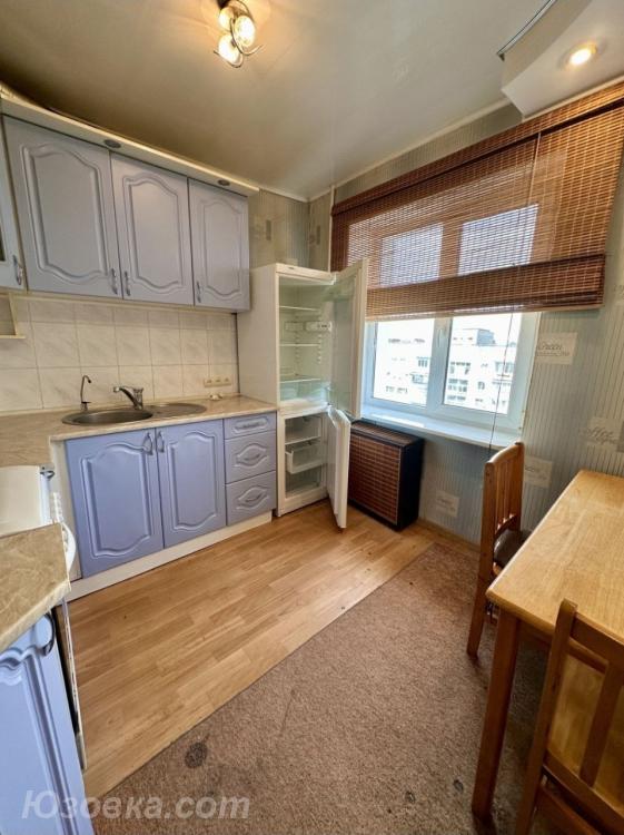 2-комн. квартира, 45м², с мебелью, 4/10 эт.