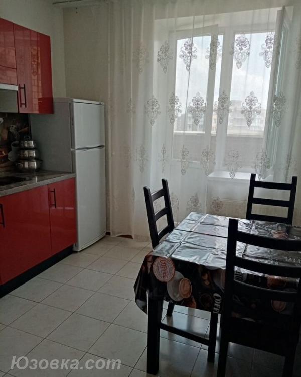 1-комн. квартира, 38м², с мебелью, 3/5 эт., ДОНЕЦК