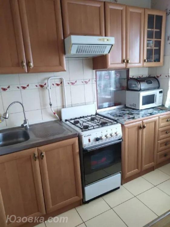 2-комн. квартира, 50 м², вторичка, 9/10 эт., ДОНЕЦК