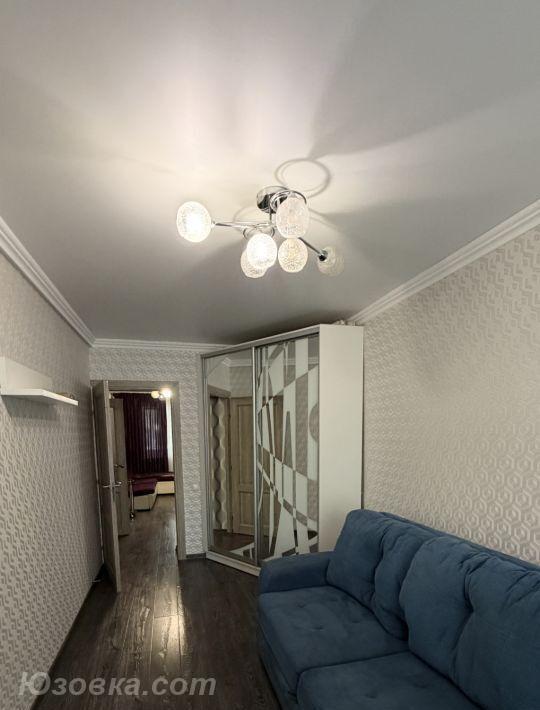 3-комн. квартира, 65м², с мебелью, 4/10 эт.