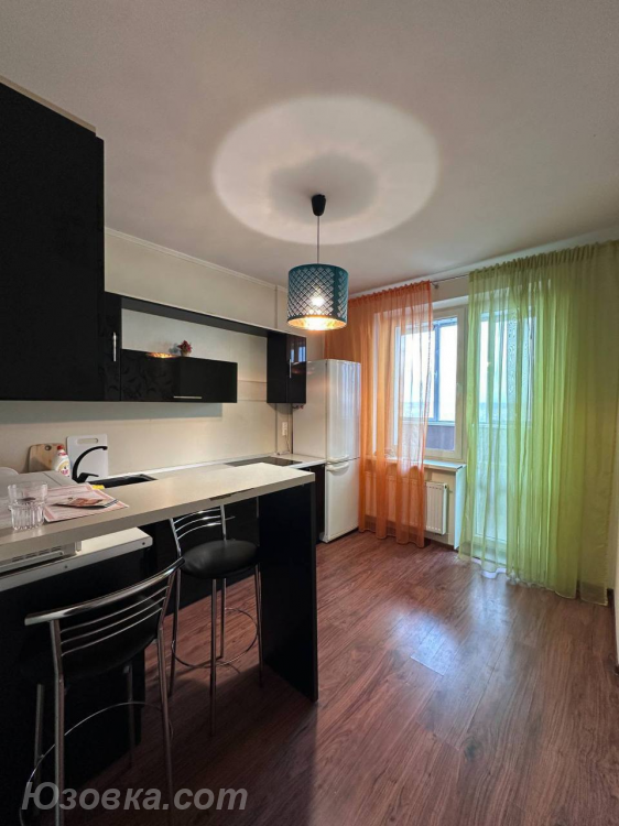 1-комн. квартира, 37м², с мебелью, 5/9 эт., ДОНЕЦК