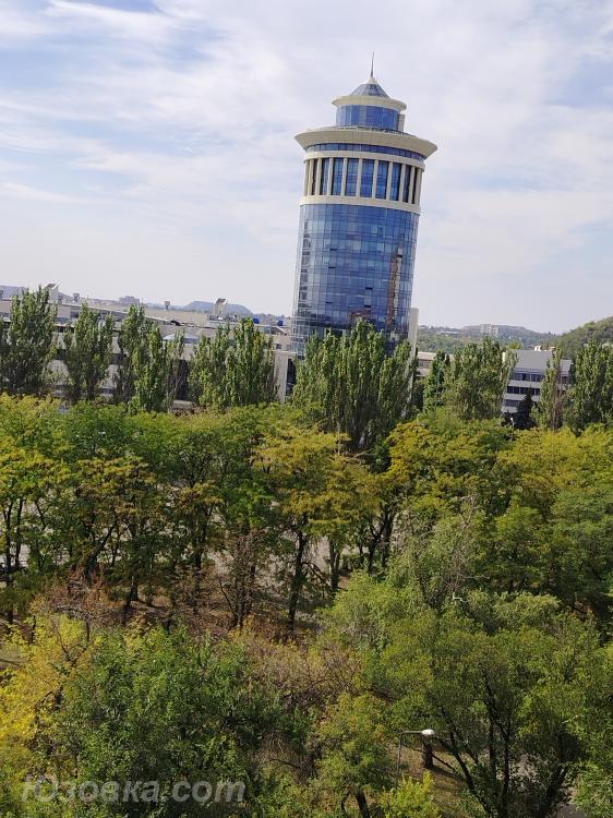 3-комн. квартира, 79 м², вторичка, 10/11 эт., ДОНЕЦК