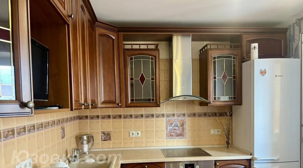 2-комн. квартира, 52м², с мебелью, 2/5 эт., ДОНЕЦК