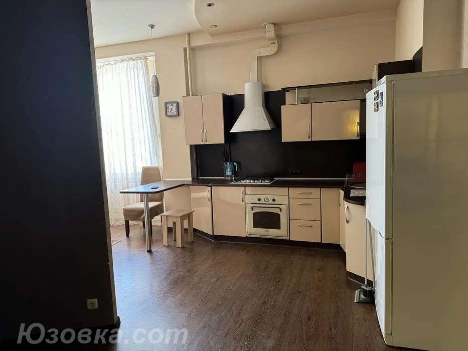 2-комн. квартира, 75м², с мебелью, 15/24 эт., ДОНЕЦК