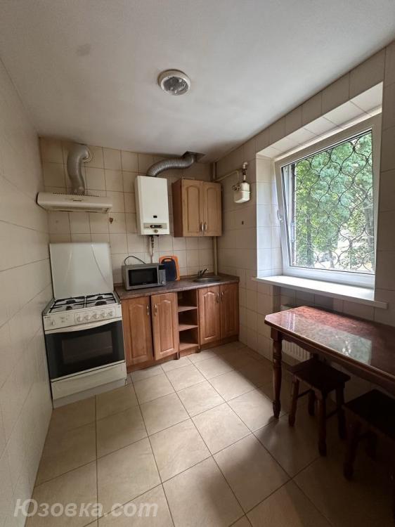 2-комн. квартира, 45м², с мебелью, 2/9 эт., ДОНЕЦК