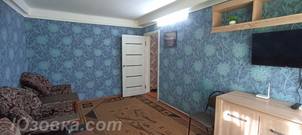 2-комн. квартира, 52м², с мебелью, 3/9 эт., ДОНЕЦК