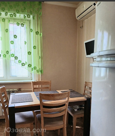 3-комн. квартира, 70 м², вторичка, 6/10 эт., ДОНЕЦК
