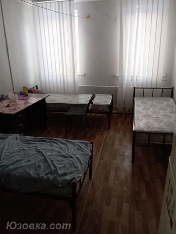3-комн. квартира, 60м², мебель частично, 1/1 эт.