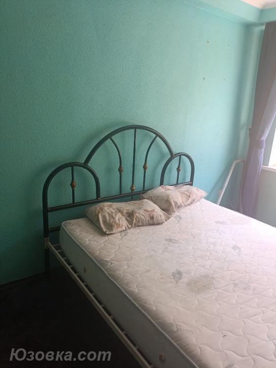 2-комн. квартира, 50м², с мебелью, 4/5 эт., ДОНЕЦК