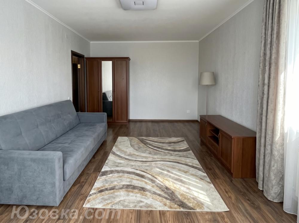 2-комн. квартира, 52м², с мебелью, 2/2 эт., ДОНЕЦК