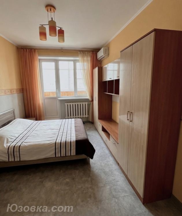 2-комн. квартира, 48м², с мебелью, 2/2 эт., ДОНЕЦК
