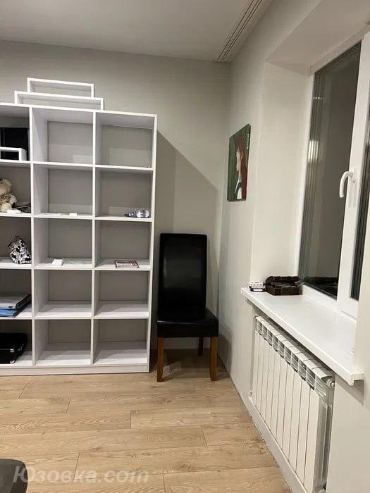 1-комн. квартира, 65м², с мебелью, 3/9 эт.
