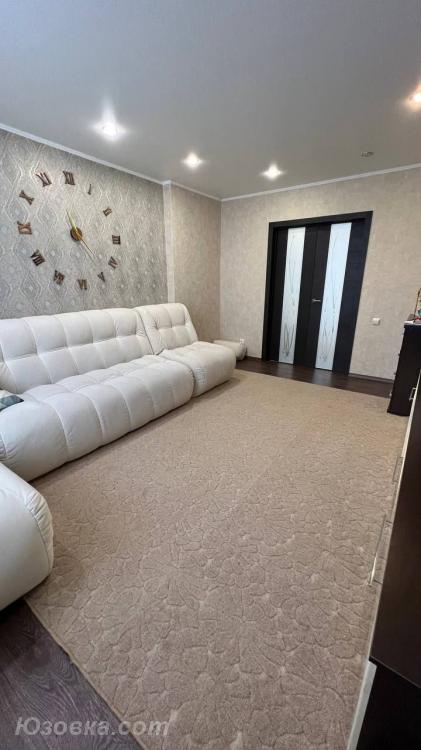 3-комн. квартира, 60м², с мебелью, 4/10 эт.