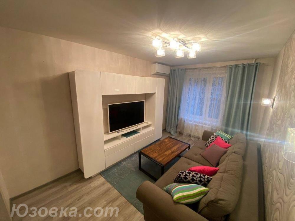2-комн. квартира, 54м², с мебелью, 2/5 эт., ДОНЕЦК
