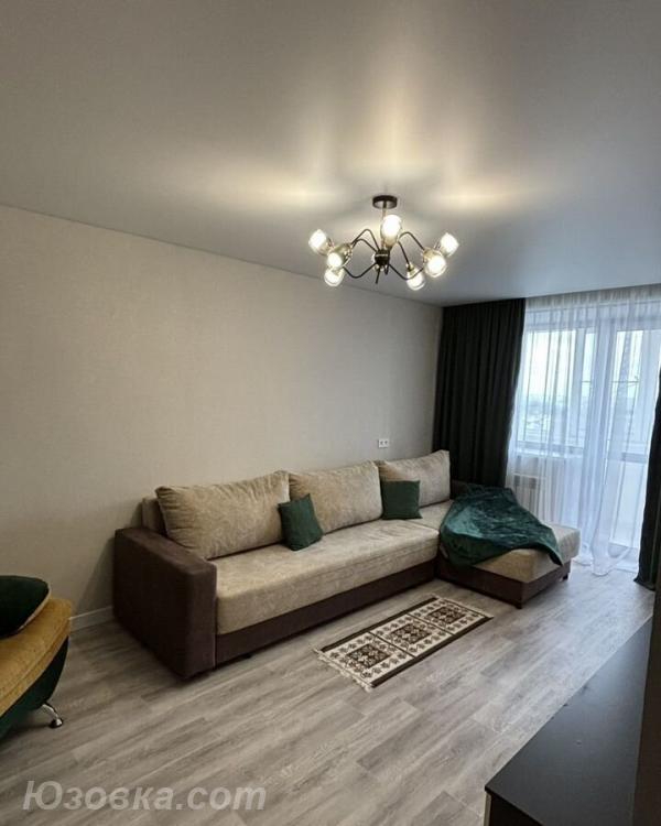 2-комн. квартира, 60м², с мебелью, 5/15 эт., ДОНЕЦК