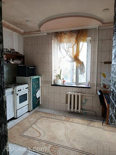 4-комн. квартира, 85 м², вторичка, 9/9 эт., ДОНЕЦК