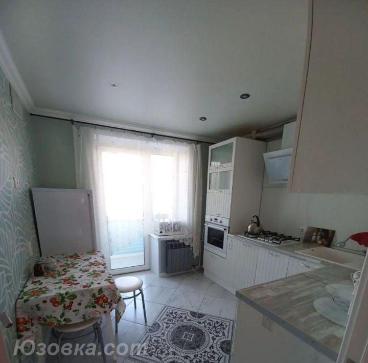 2-комн. квартира, 49м², с мебелью, 4/5 эт.
