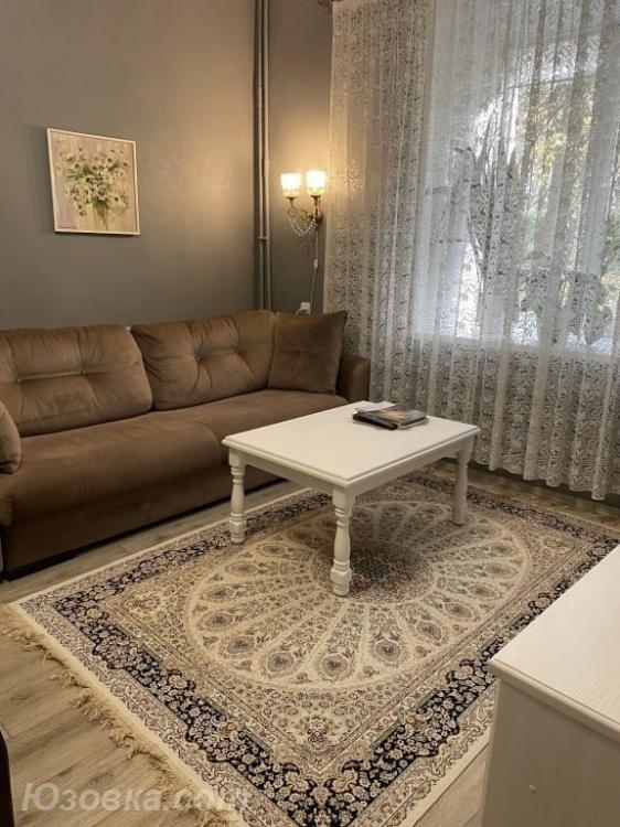 2-комн. квартира, 54м², с мебелью, 3/5 эт.