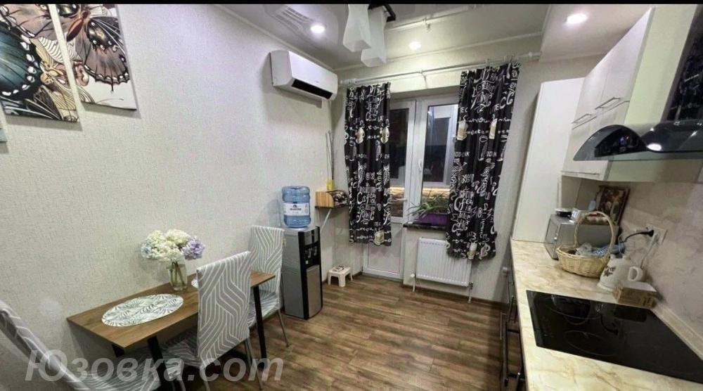 2-комн. квартира, 45м², с мебелью, 3/9 эт., ДОНЕЦК