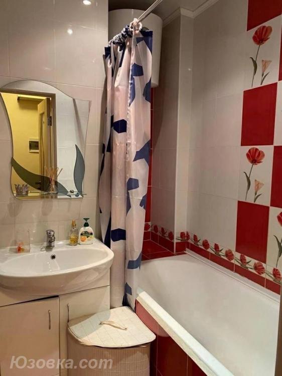 1-комн. квартира, 41м², с мебелью, 1/9 эт., ДОНЕЦК