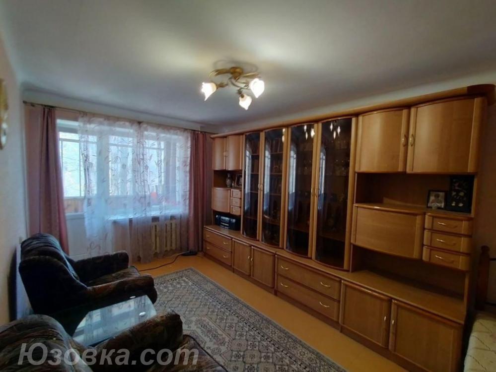3-комн. квартира, 64м², с мебелью, 3/9 эт., ДОНЕЦК