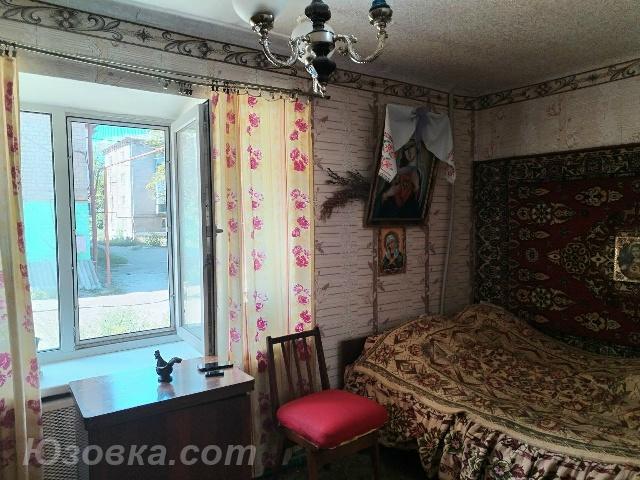 2-комн. квартира, 46 м², вторичка, 1/4 эт.