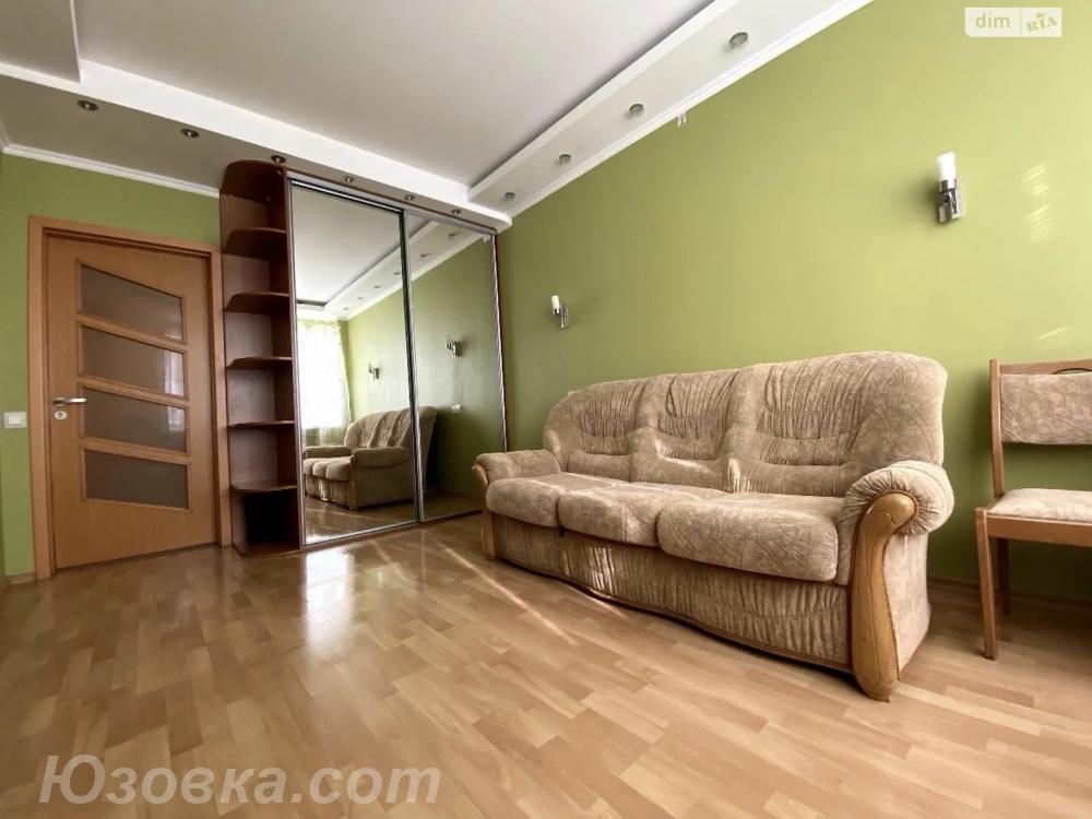 1-комн. квартира, 49м², с мебелью, 4/10 эт.