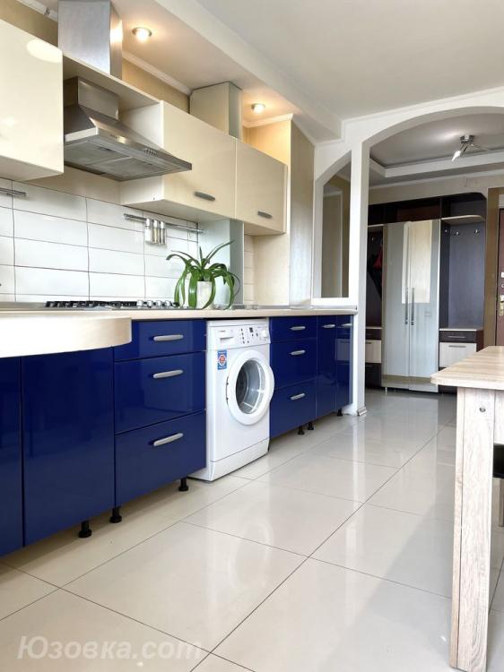 2-комн. квартира, 58м², с мебелью, 4/9 эт., ДОНЕЦК