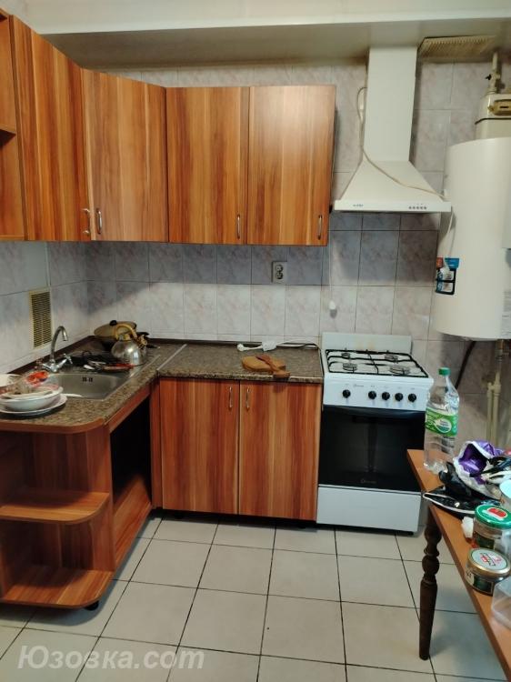 3-комн. квартира, 64м², с мебелью, 1/9 эт., ДОНЕЦК